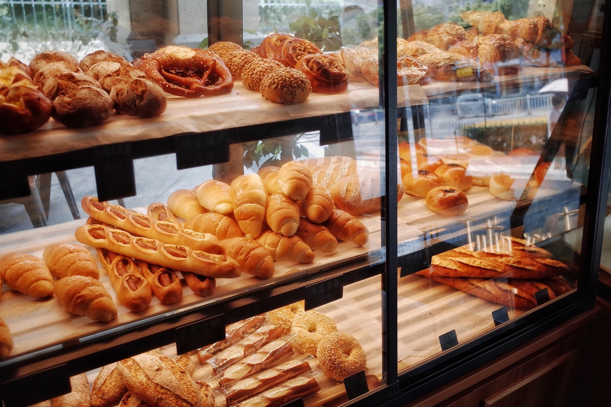 Started a Bakery with ₹5 Lakh Loan, Now Earning ₹10K Daily