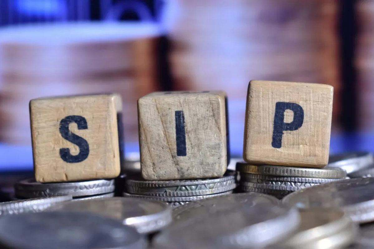 SIP Magic: Build a ₹10 Crore Fund with This Smart Formula