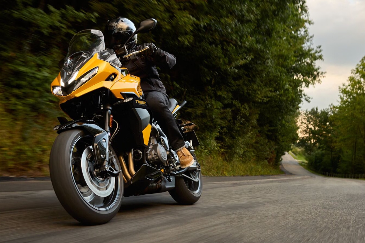 Triumph Tiger Sport 800: Launch in Dec 2025, Price, Features
