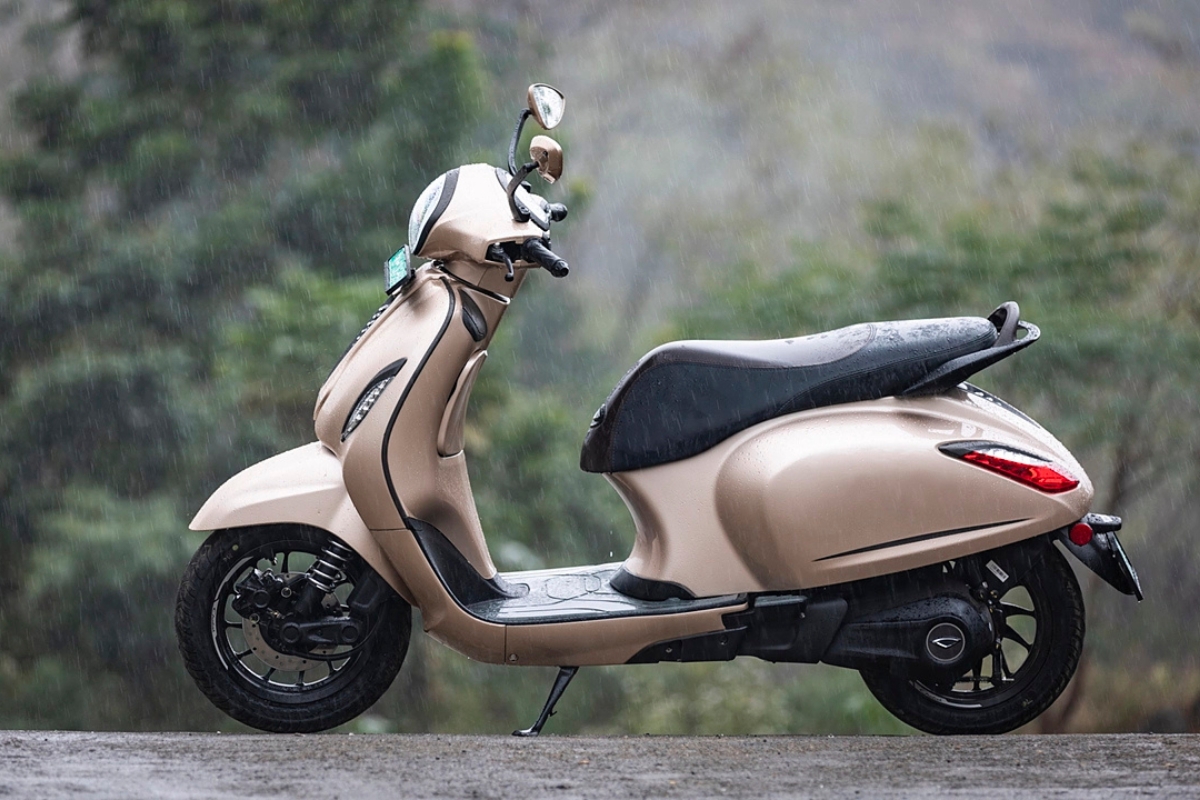 Bajaj Chetak 2903: Stylish EV with ₹11,000 Down Payment