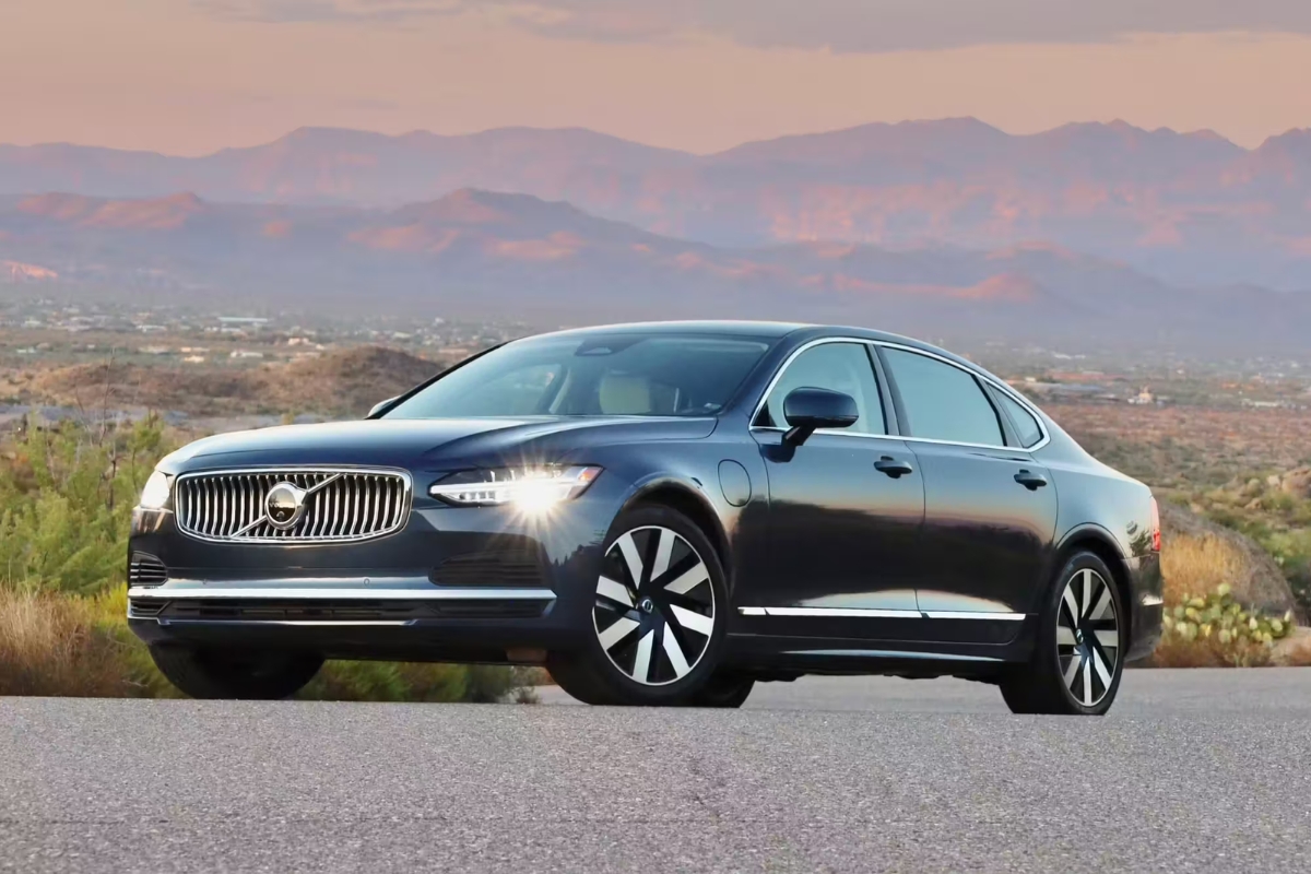 Volvo S90: Grace, Comfort, and Timeless Class