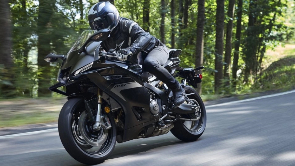Yamaha YZF R9