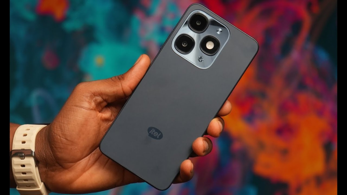 Itel A90
