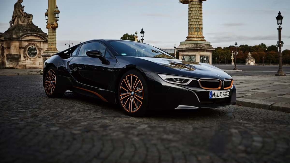 BMW i8