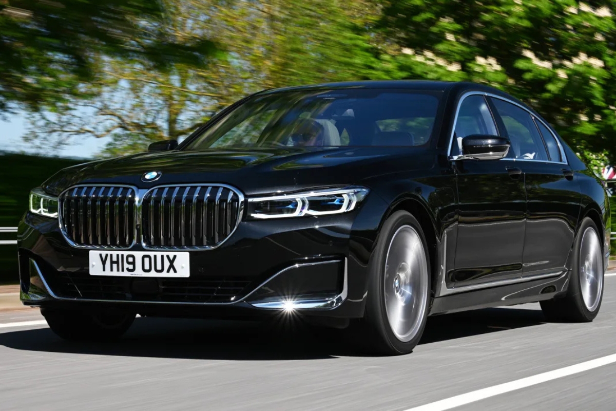 BMW 7 Series: Luxury, Power and Tech in One Ride