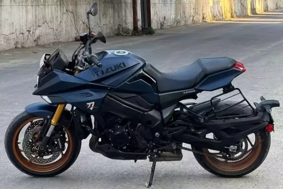Suzuki Katana