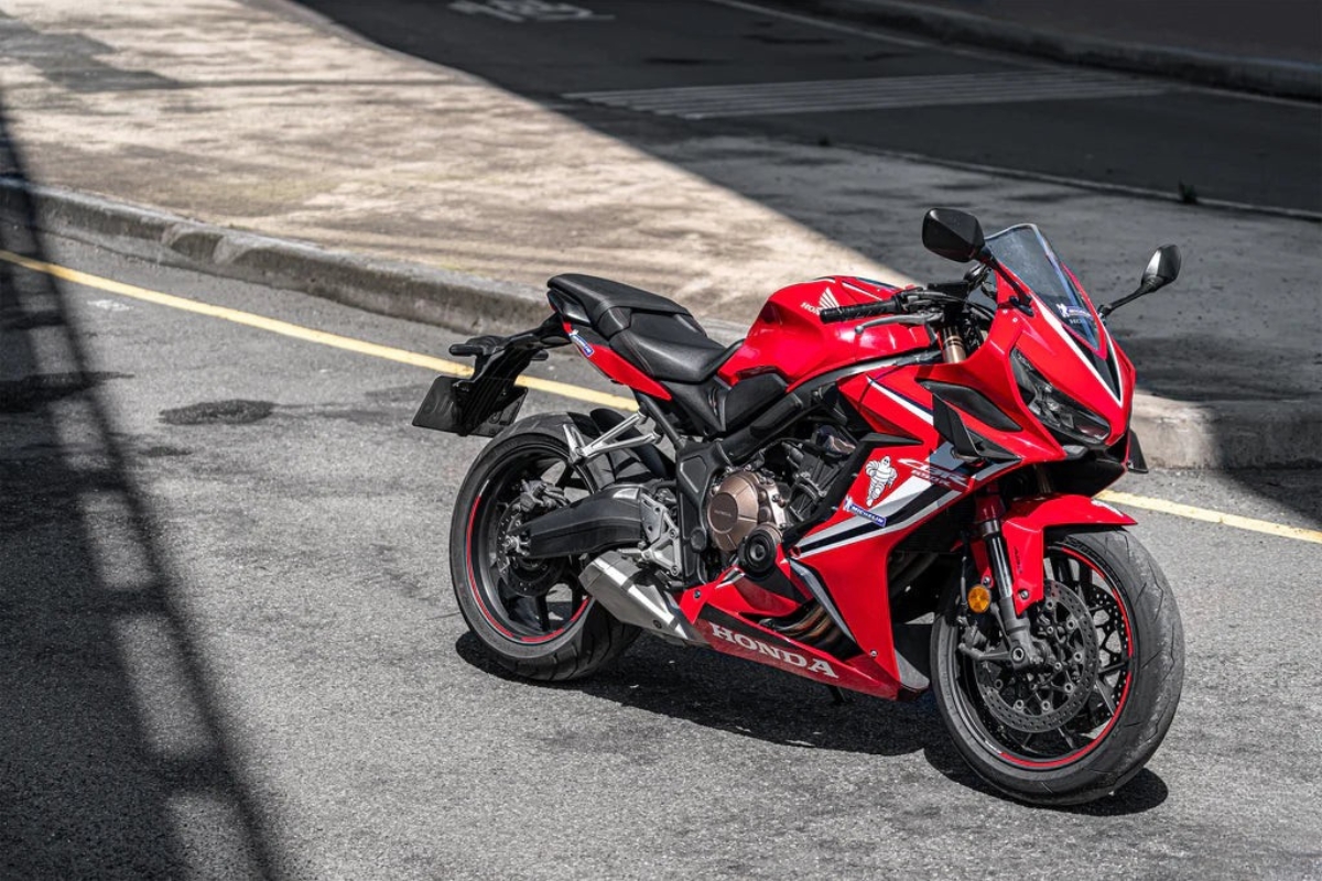 Honda CBR650R